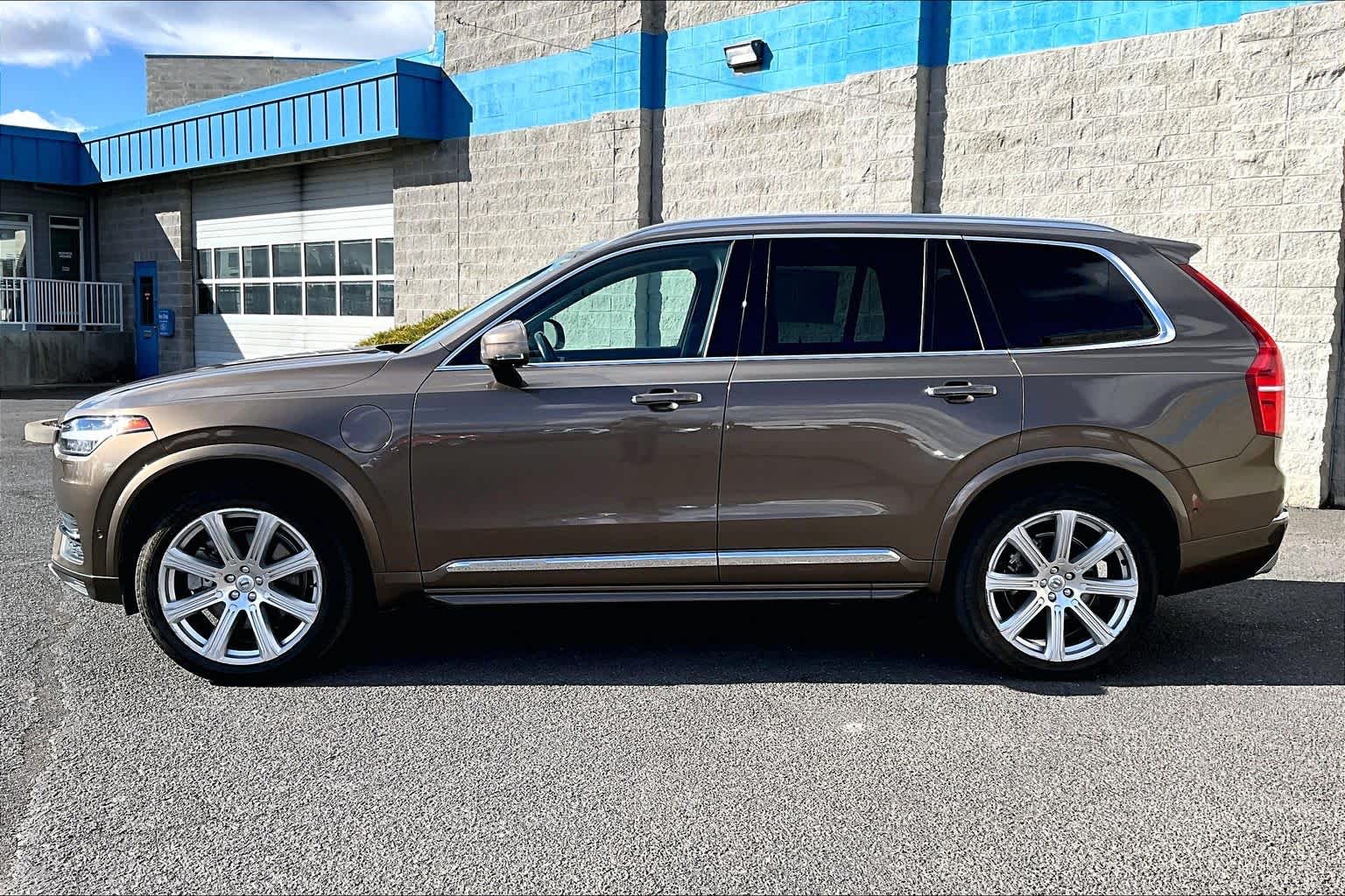 Thumbnail: 2017 Volvo XC90 - 3