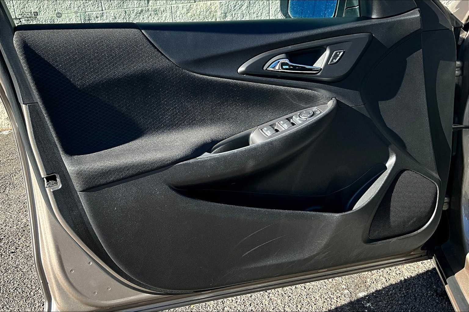 Thumbnail: 2023 Chevrolet Malibu - 27