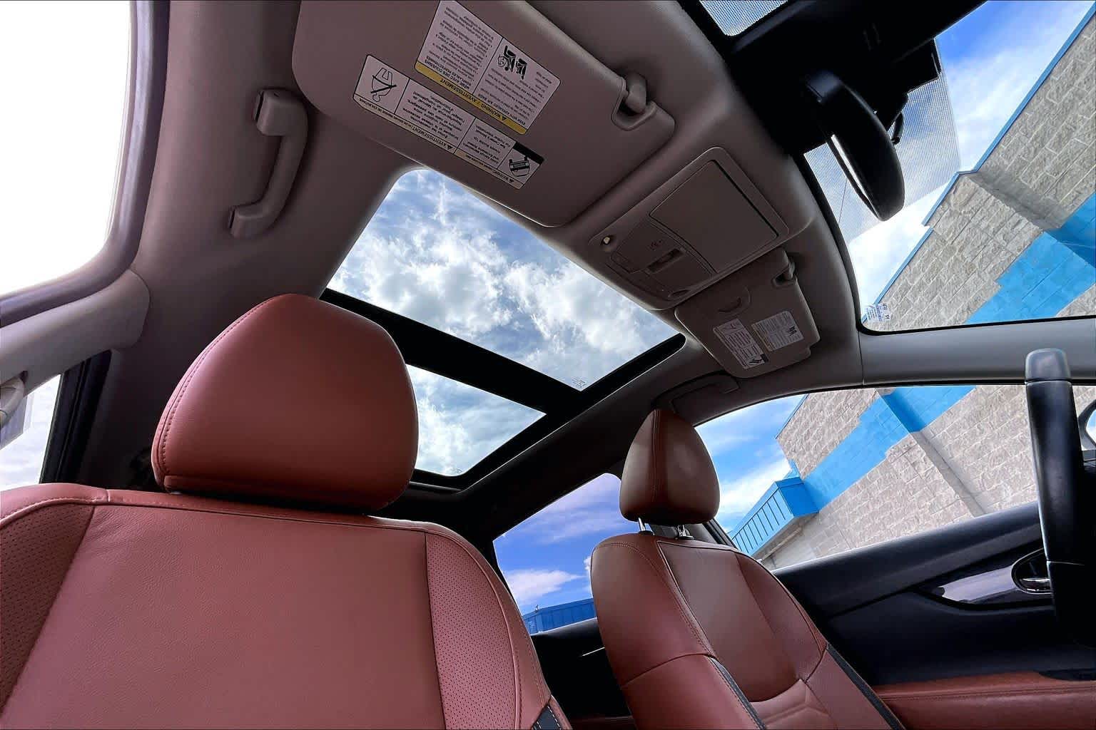 Thumbnail: 2018 Nissan Rogue - 30