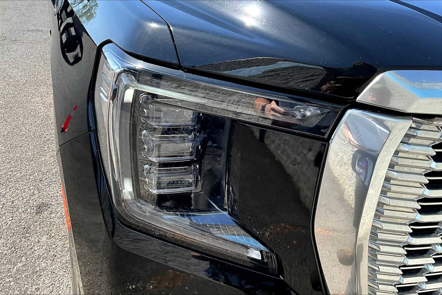 Thumbnail: 2022 GMC Yukon - 31