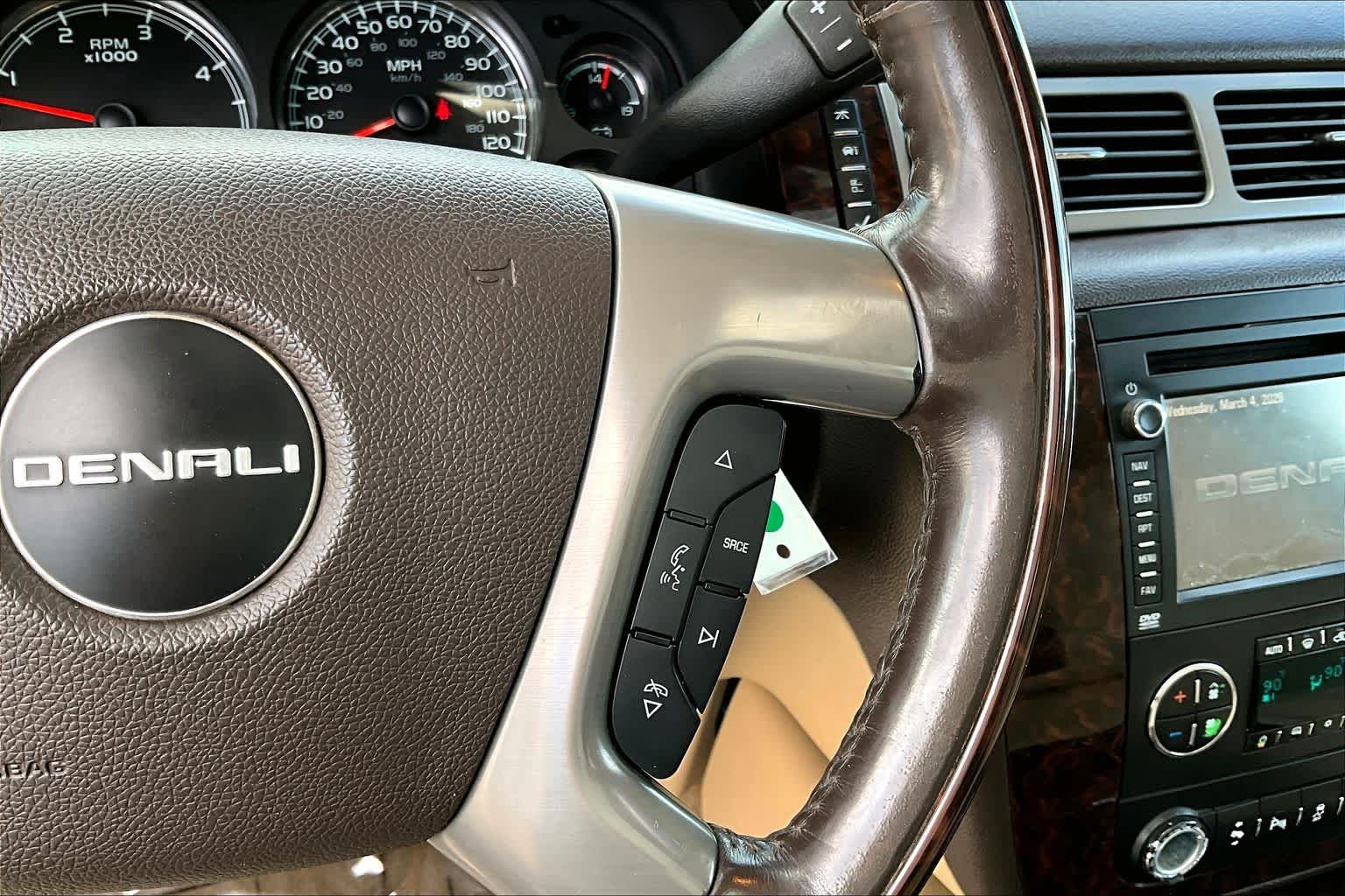 Thumbnail: 2014 GMC Sierra 2500 - 25