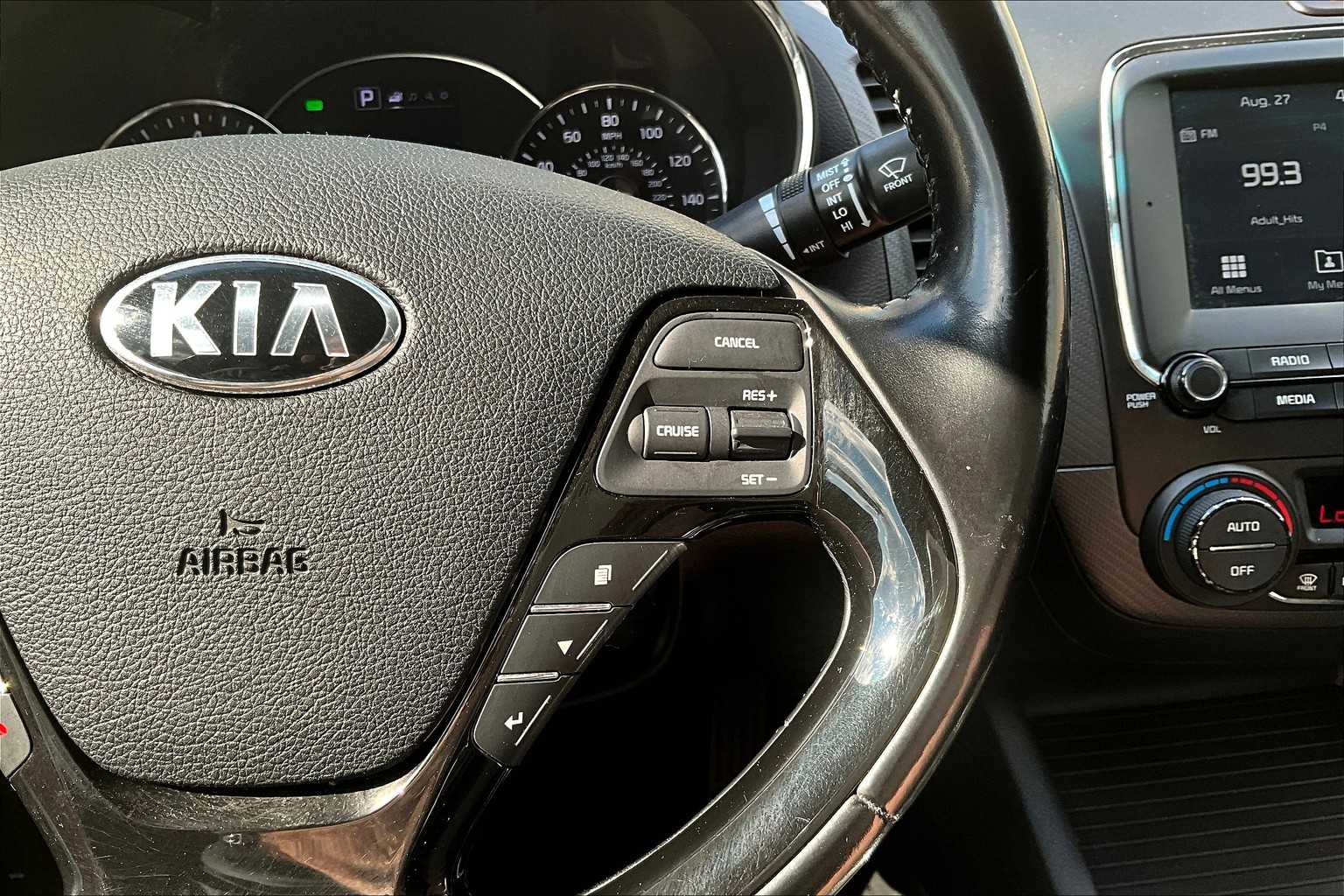 Thumbnail: 2018 Kia Forte - 25