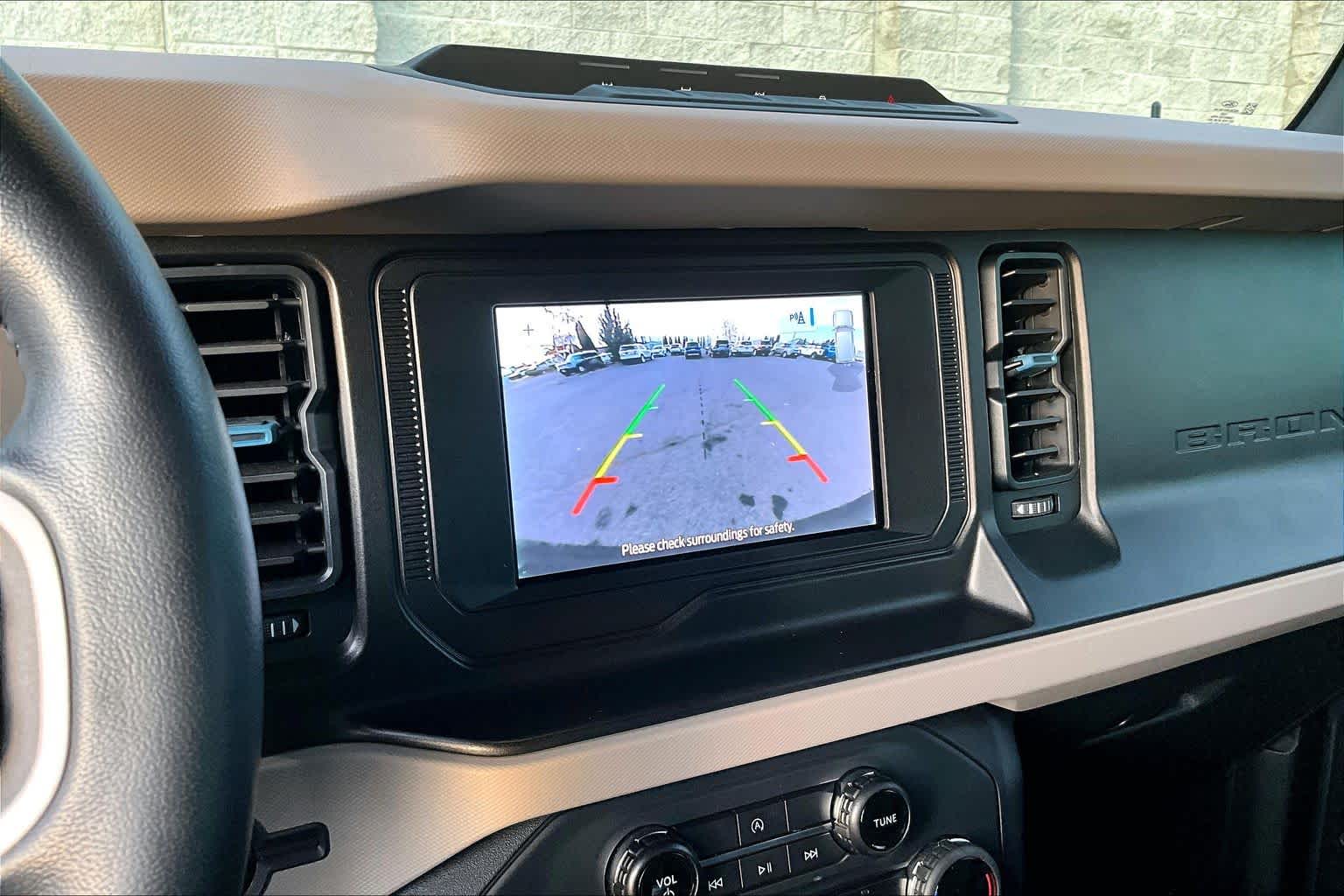 Thumbnail: 2023 Ford Bronco - 26