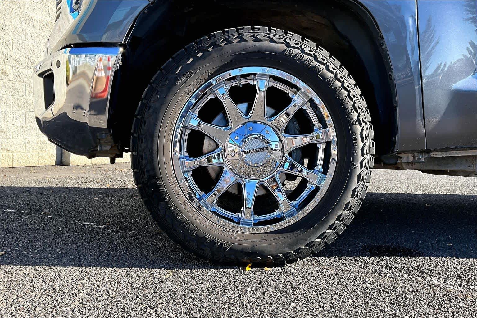 Thumbnail: 2017 Toyota Tundra - 8