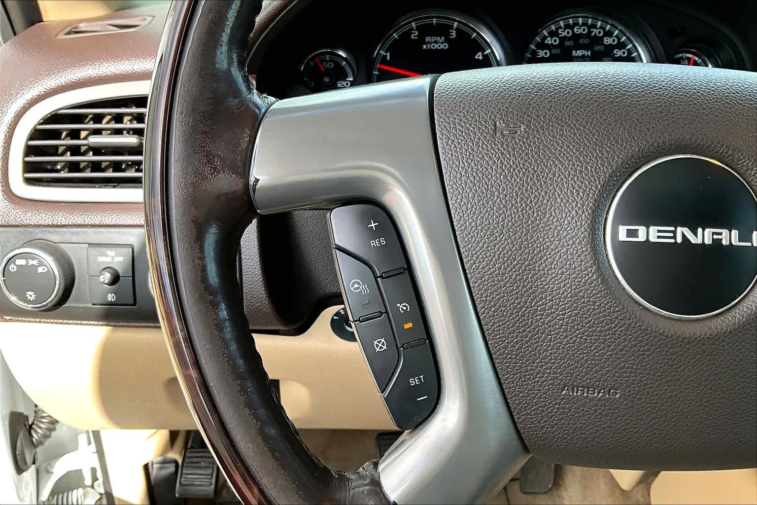 Thumbnail: 2014 GMC Sierra 2500 - 24