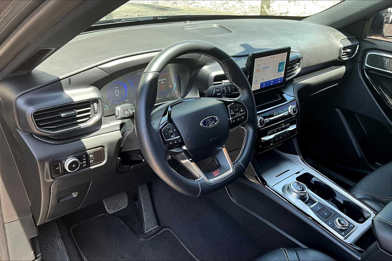 Thumbnail: 2023 Ford Explorer - 2