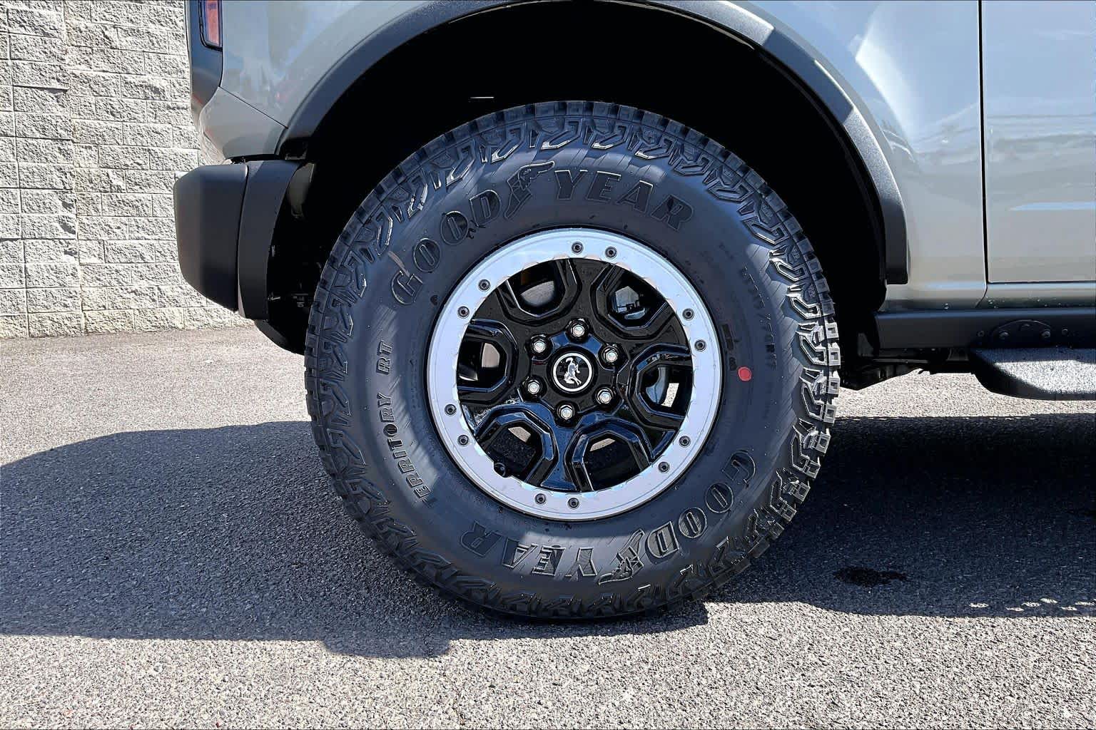 Thumbnail: 2026 Ford Bronco - 8