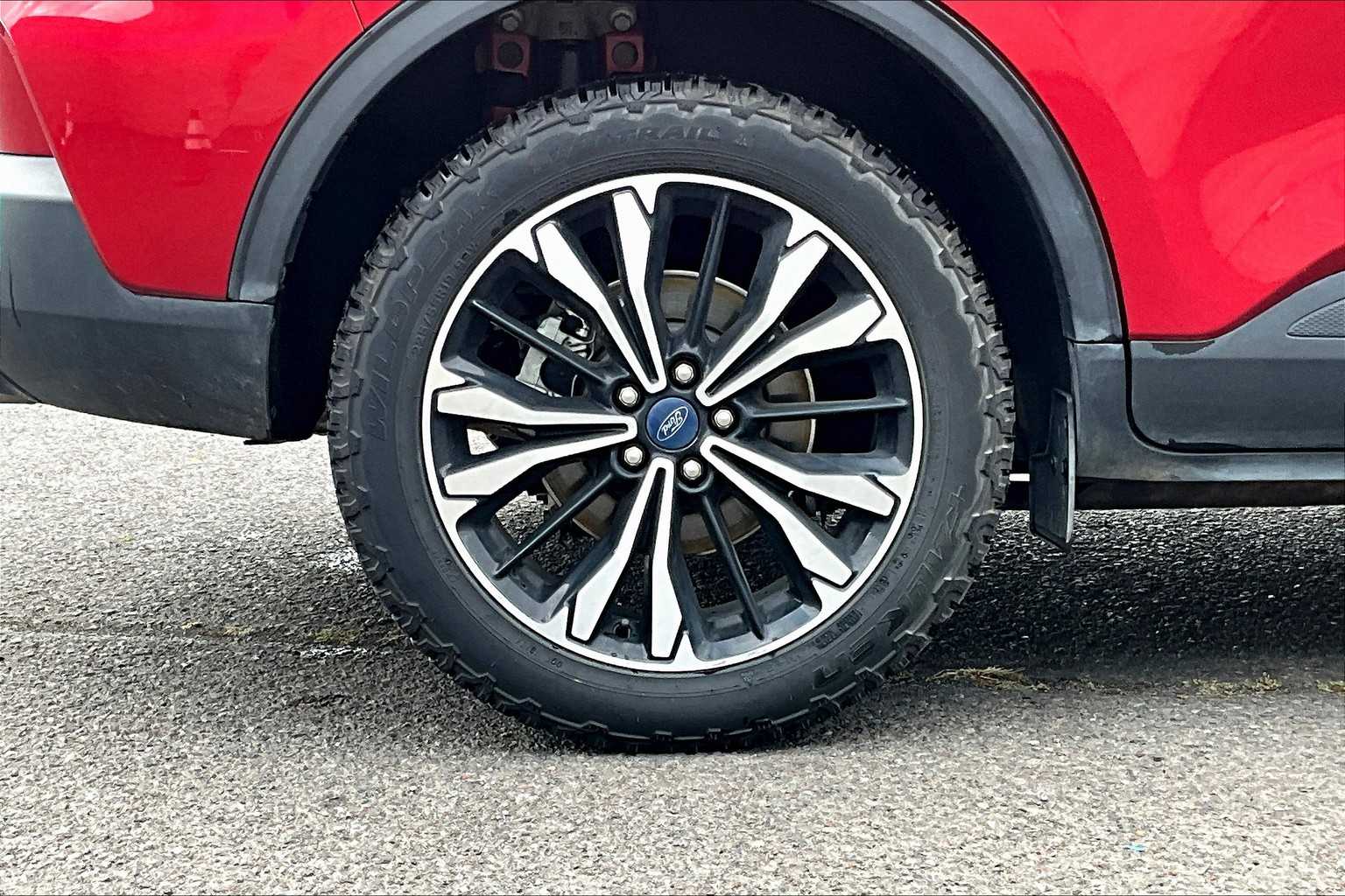 Thumbnail: 2022 Ford Escape - 36