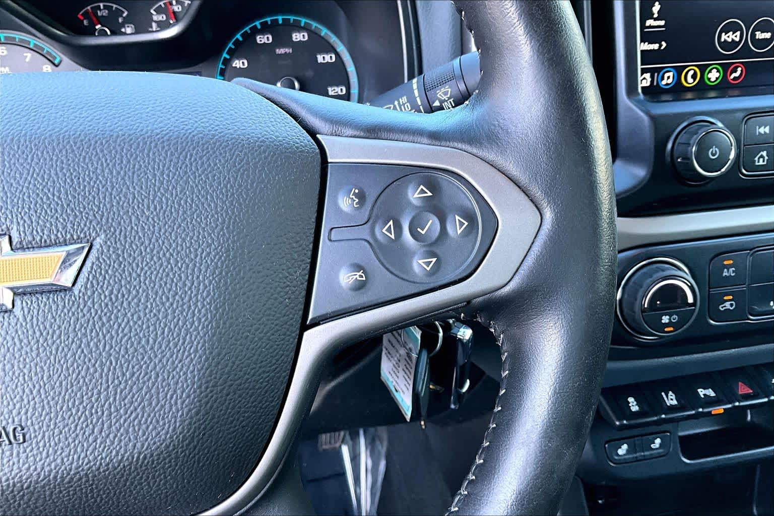 Thumbnail: 2021 Chevrolet Colorado - 25