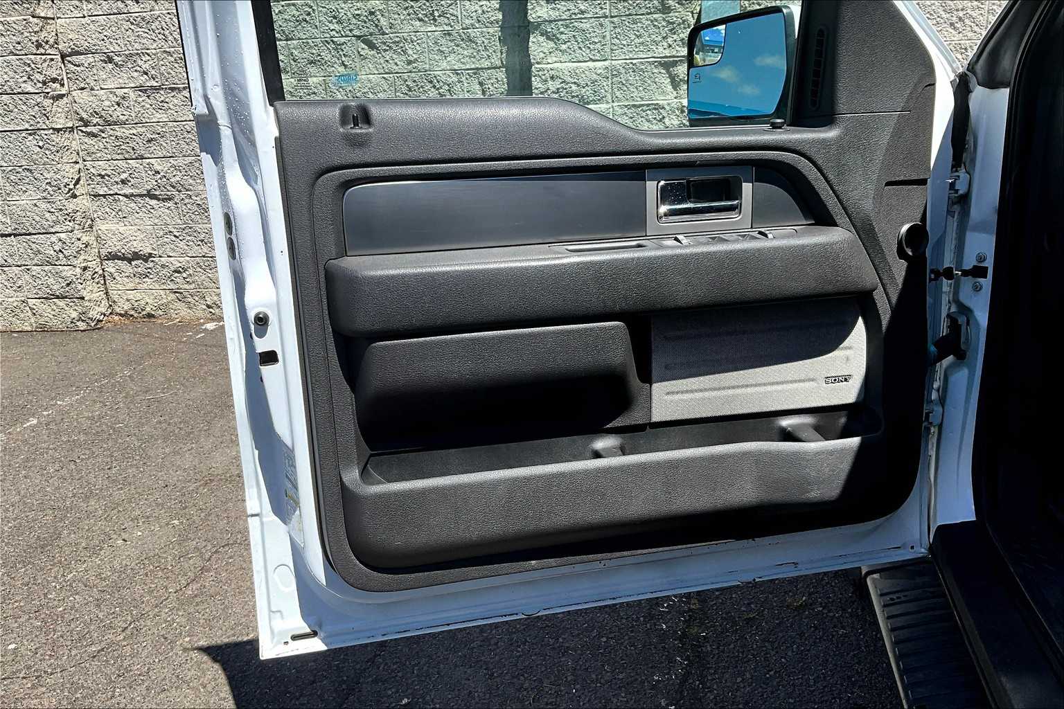 Thumbnail: 2014 Ford F-150 - 27