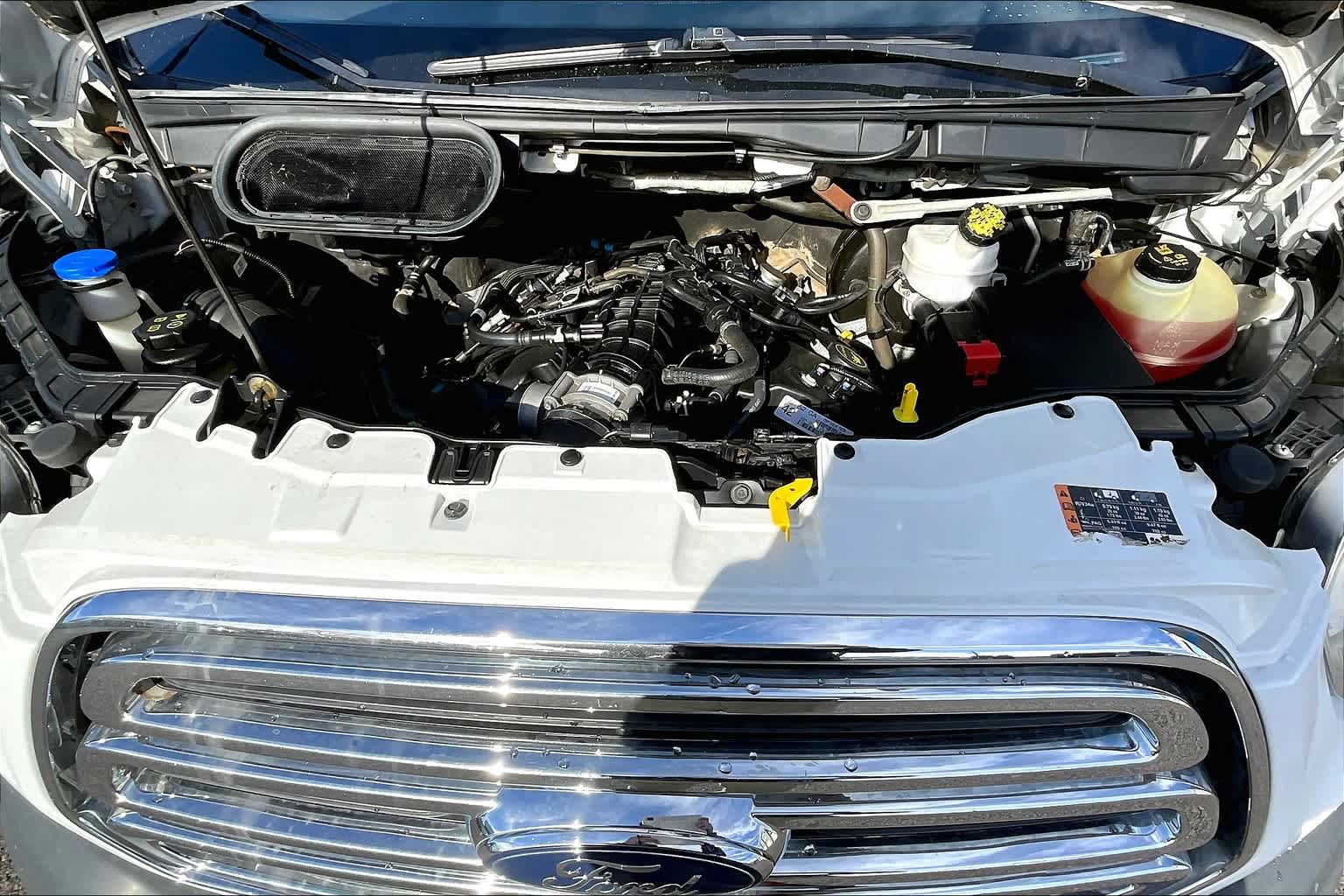 Thumbnail: 2018 Ford Transit Series - 9