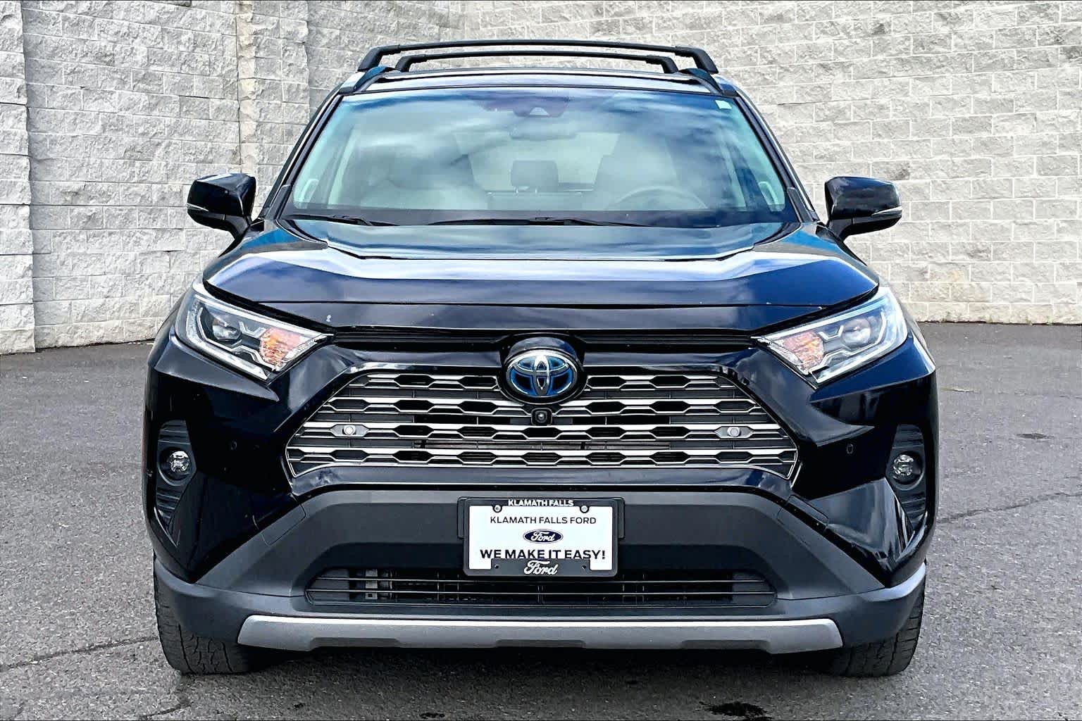 Thumbnail: 2019 Toyota RAV4 - 6