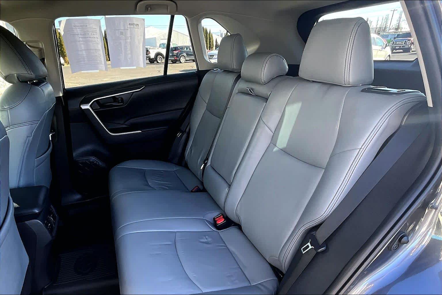 Thumbnail: 2022 Toyota RAV4 - 29