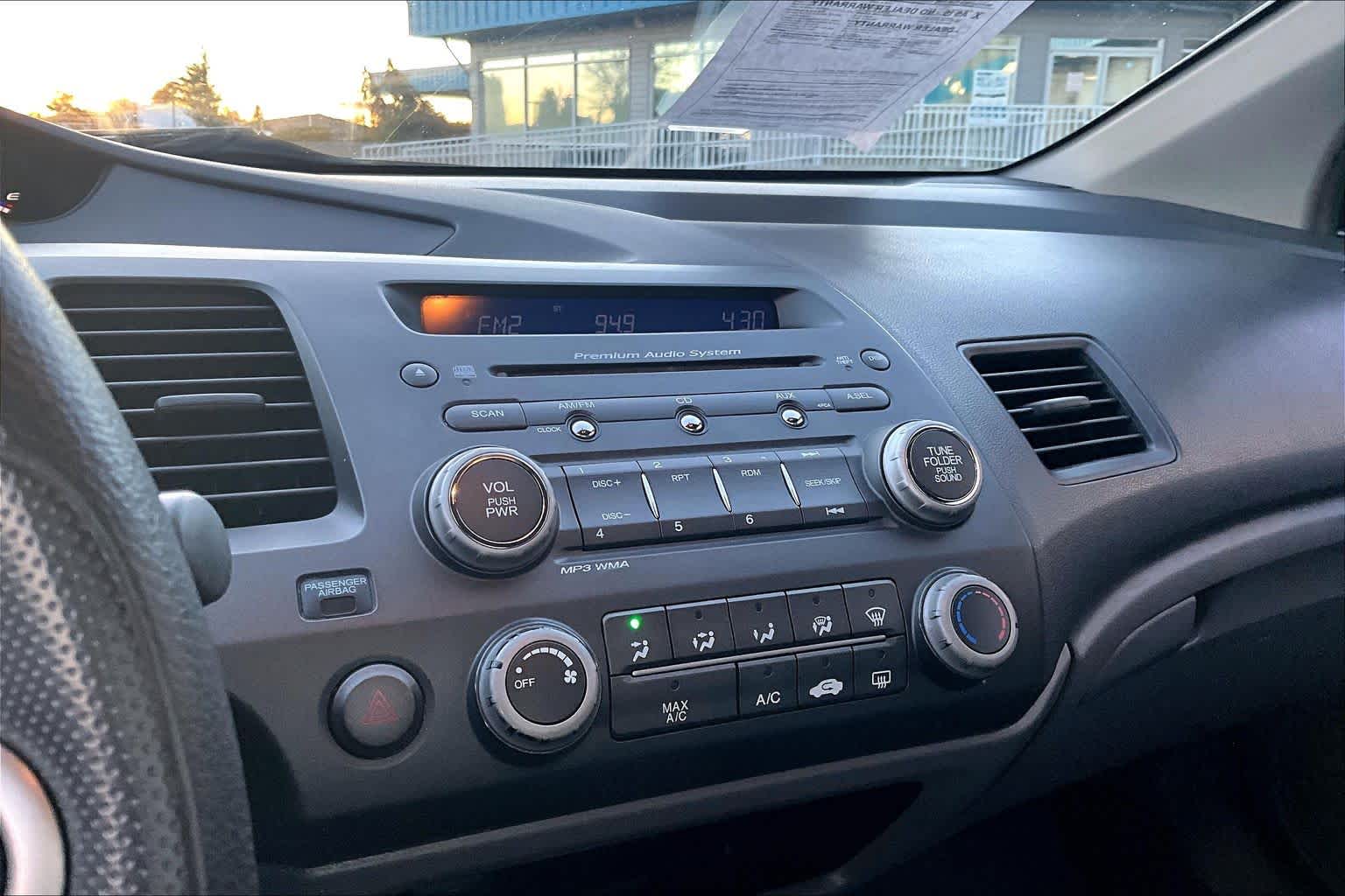 Thumbnail: 2011 Honda Civic - 25