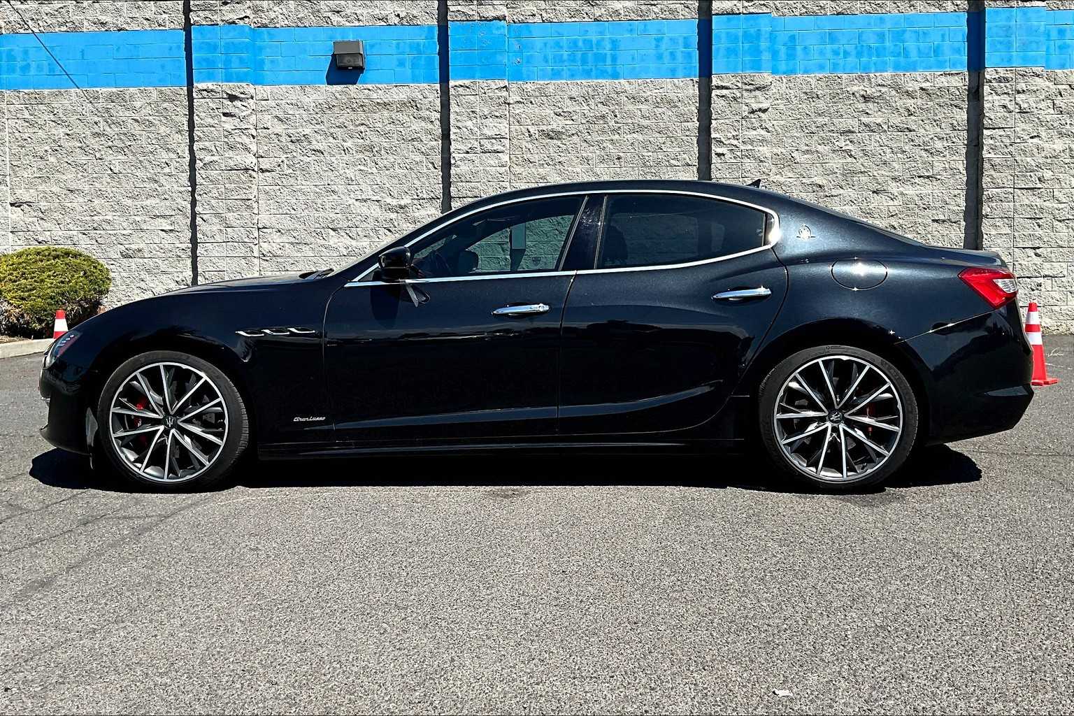 Thumbnail: 2019 Maserati Ghibli - 3
