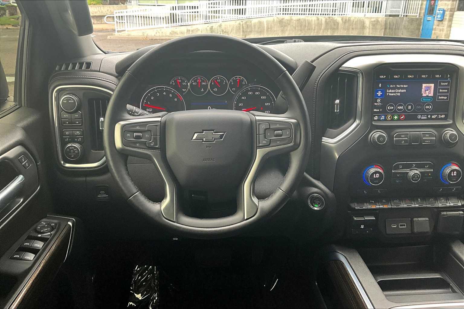 Thumbnail: 2021 Chevrolet Silverado 1500 - 14