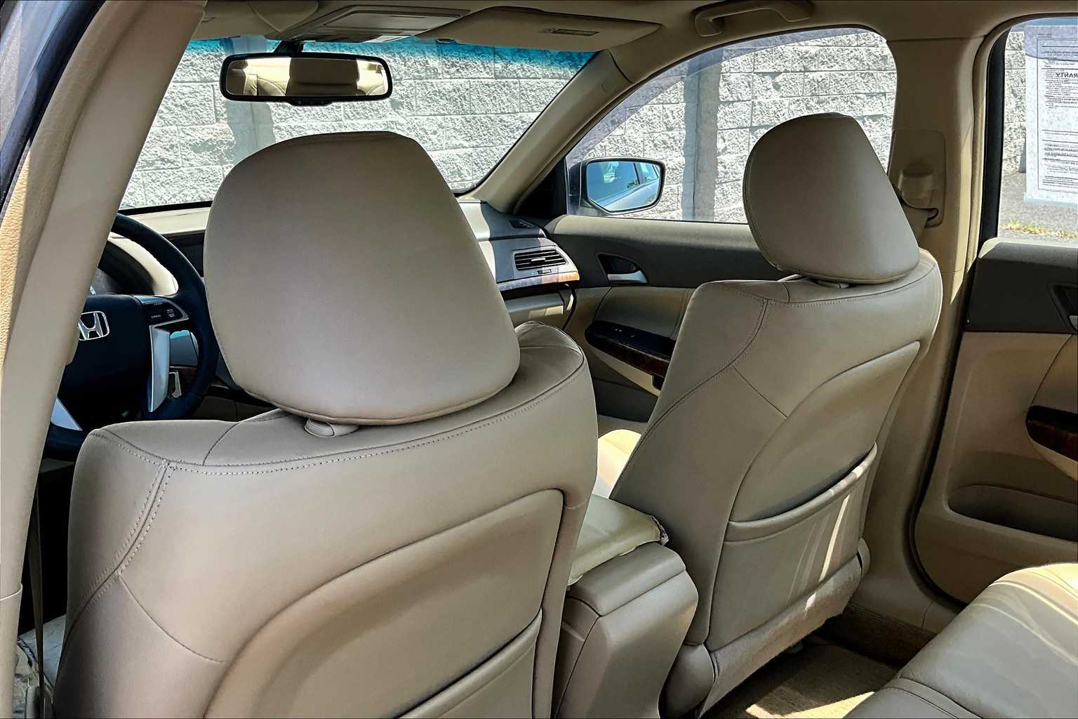 2008 Honda Accord  11