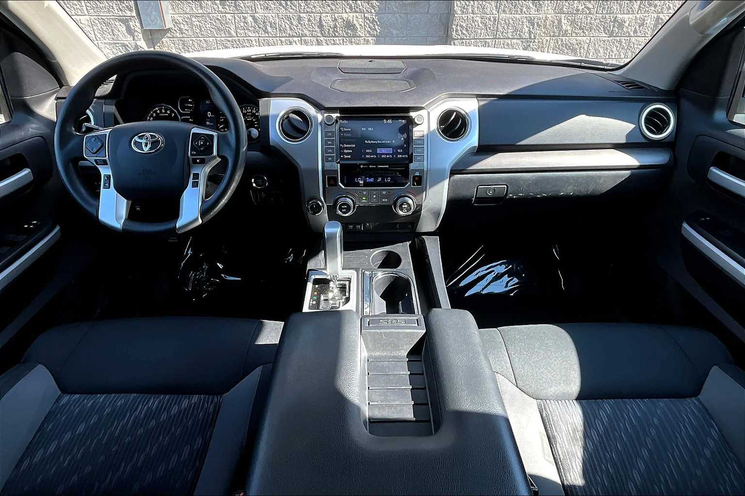 Thumbnail: 2020 Toyota Tundra - 10