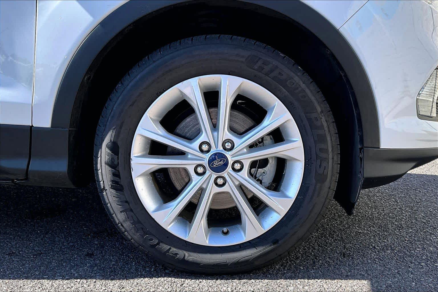 Thumbnail: 2019 Ford Escape - 34