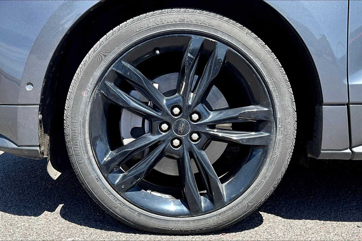 2022 Ford Edge ST 8