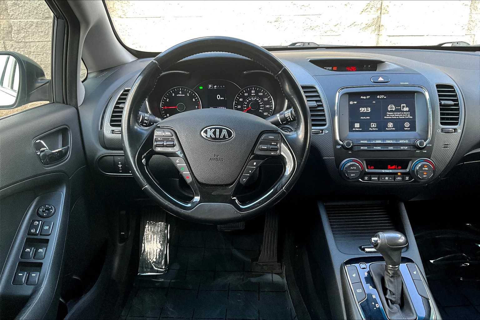Thumbnail: 2018 Kia Forte - 14
