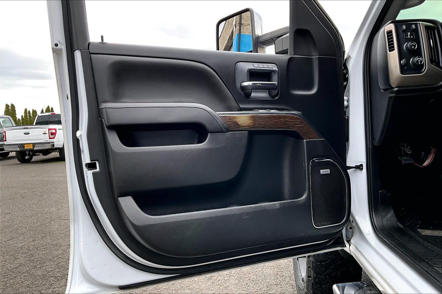 Thumbnail: 2018 GMC Sierra 3500 - 27