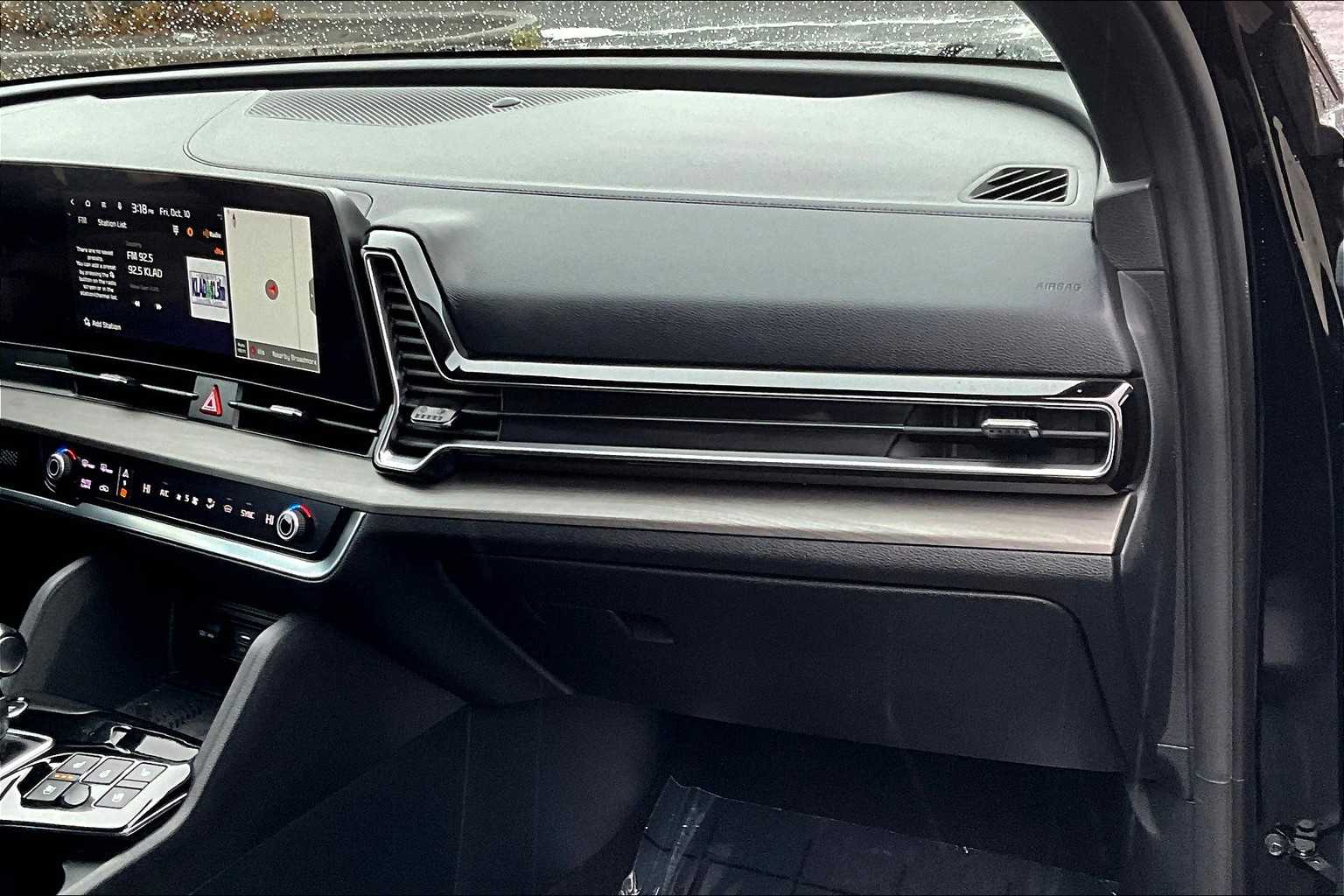 Thumbnail: 2024 Kia Sportage - 23