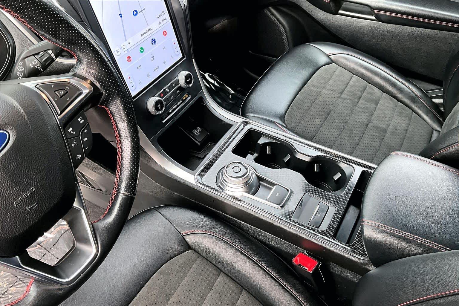 Thumbnail: 2022 Ford Edge - 16