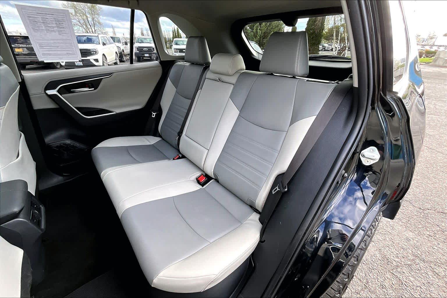 Thumbnail: 2019 Toyota RAV4 - 29