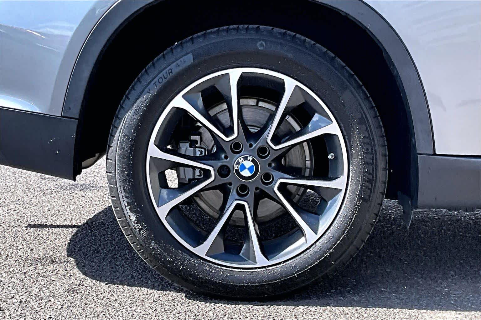 Thumbnail: 2018 BMW X5 - 36