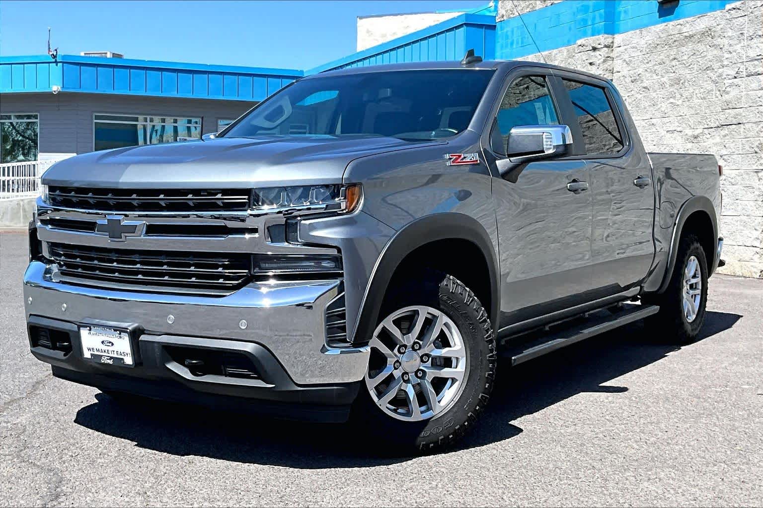 Thumbnail: 2019 Chevrolet Silverado 1500 - 1