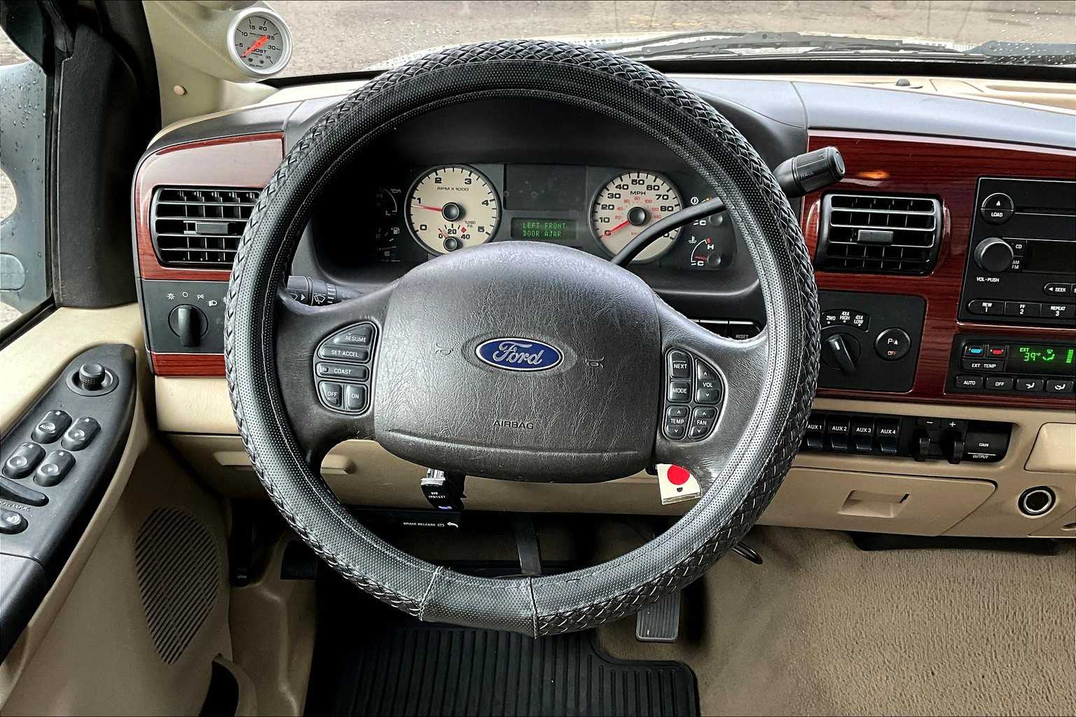 Thumbnail: 2006 Ford F-350 - 14