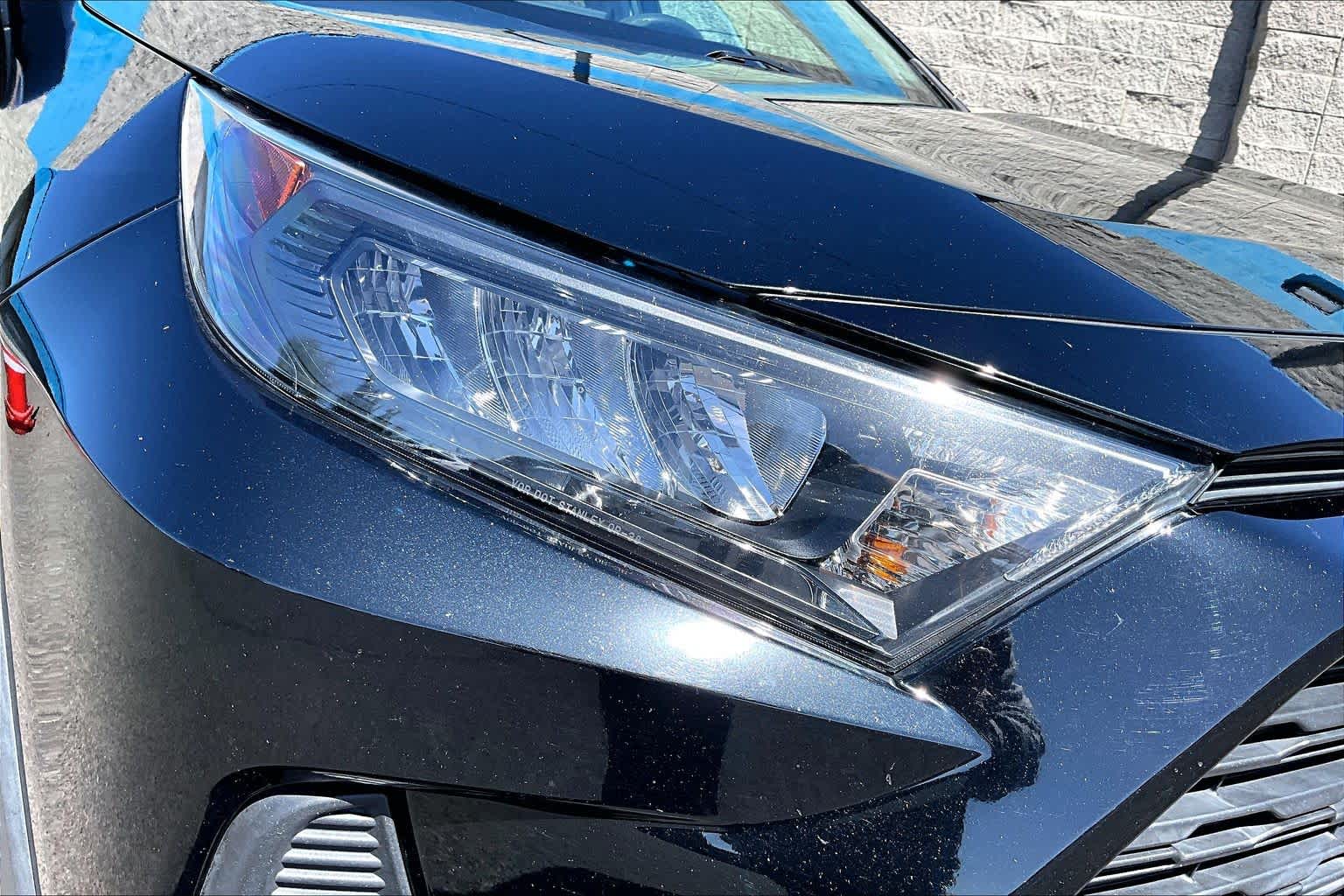 Thumbnail: 2021 Toyota RAV4 - 31