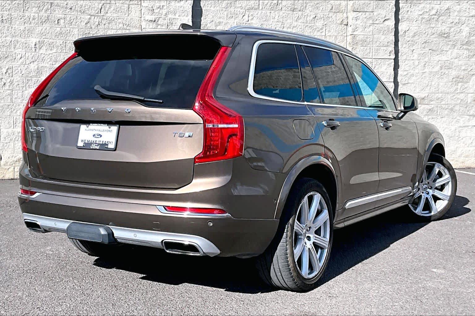 Thumbnail: 2017 Volvo XC90 - 22