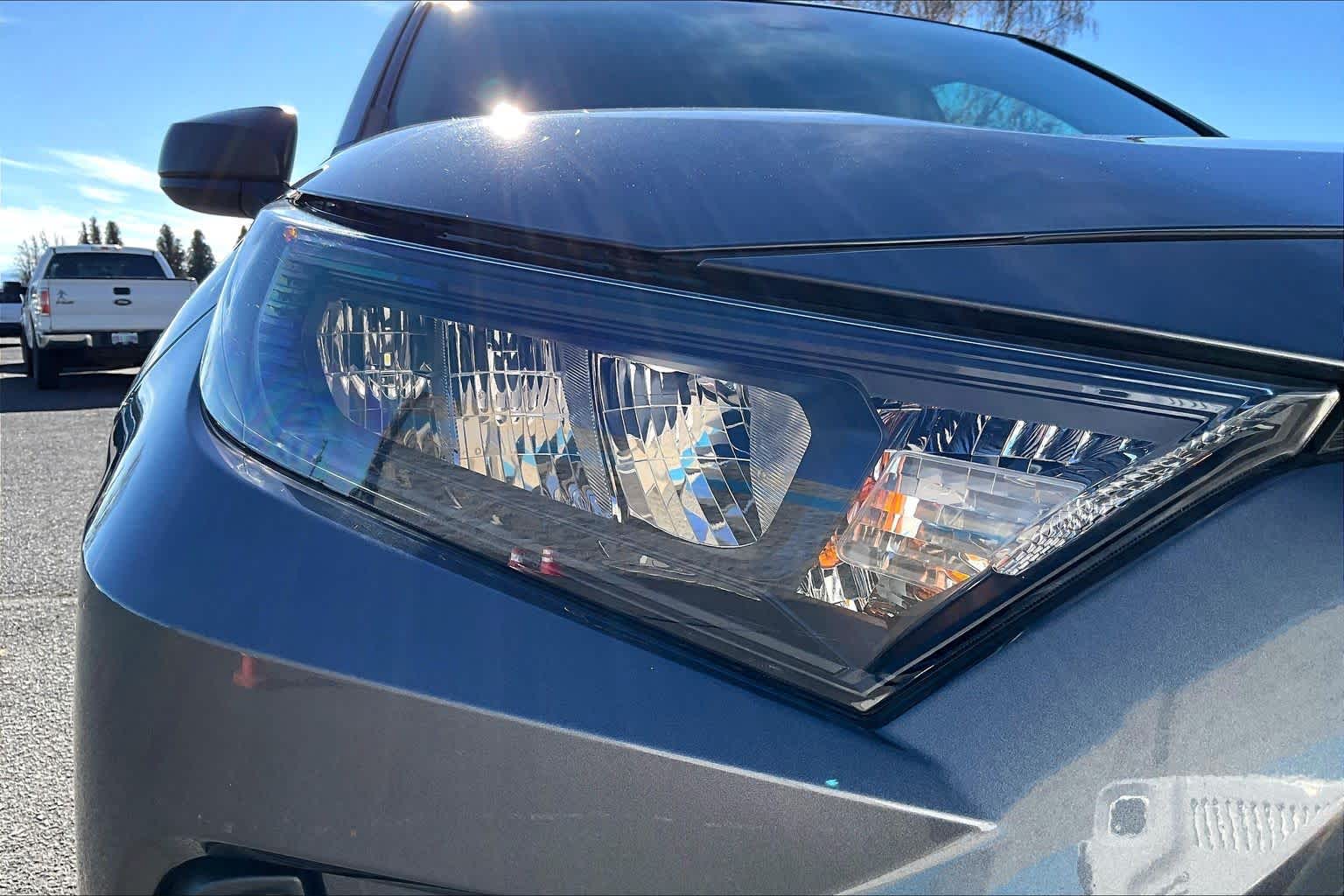 Thumbnail: 2022 Toyota RAV4 - 31