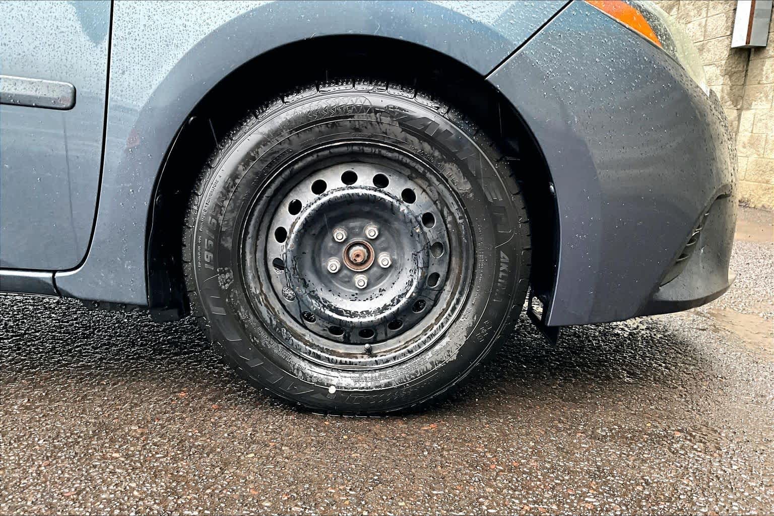 Thumbnail: 2014 Toyota Corolla - 34