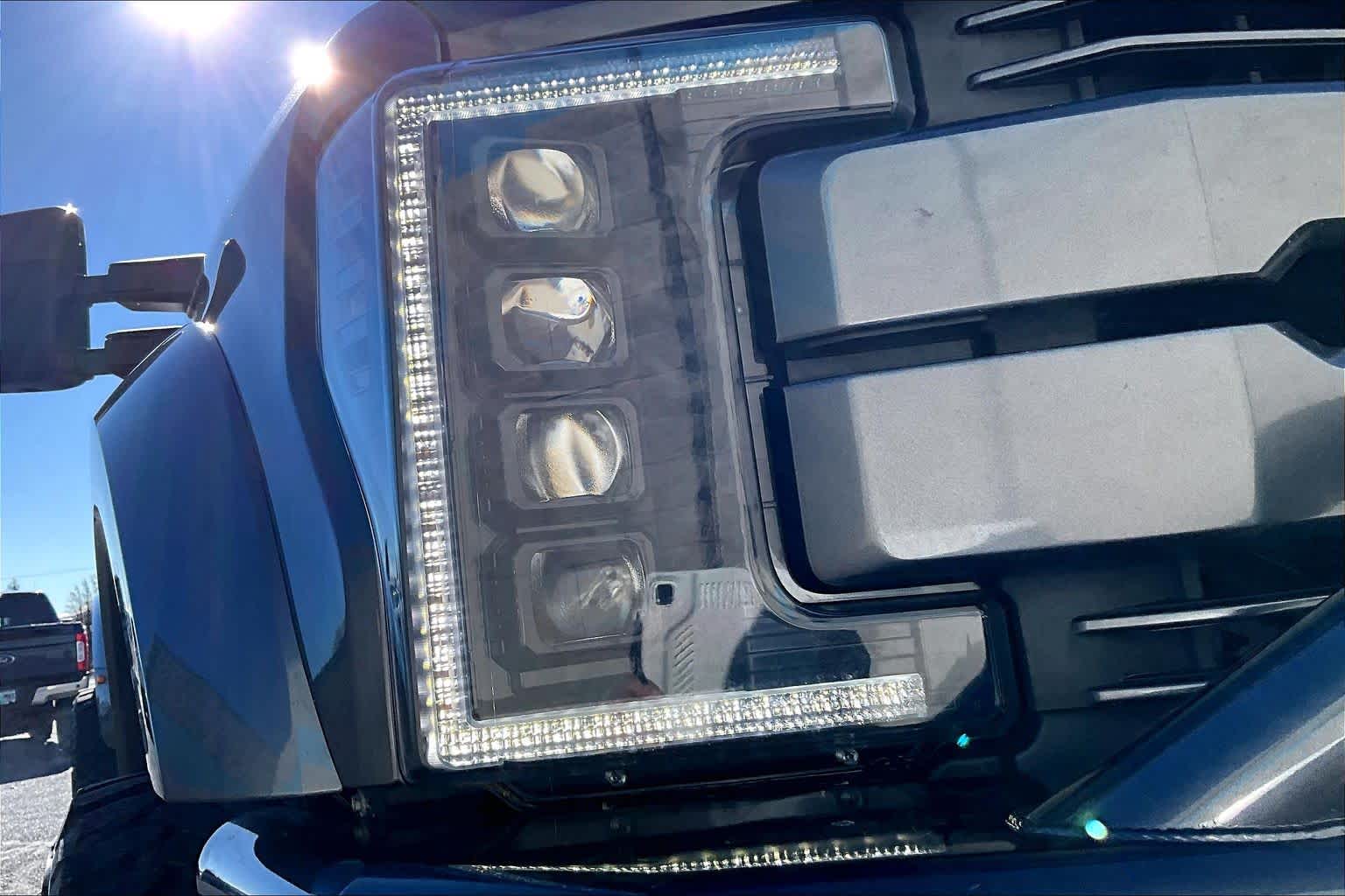 Thumbnail: 2017 Ford F-450 - 31