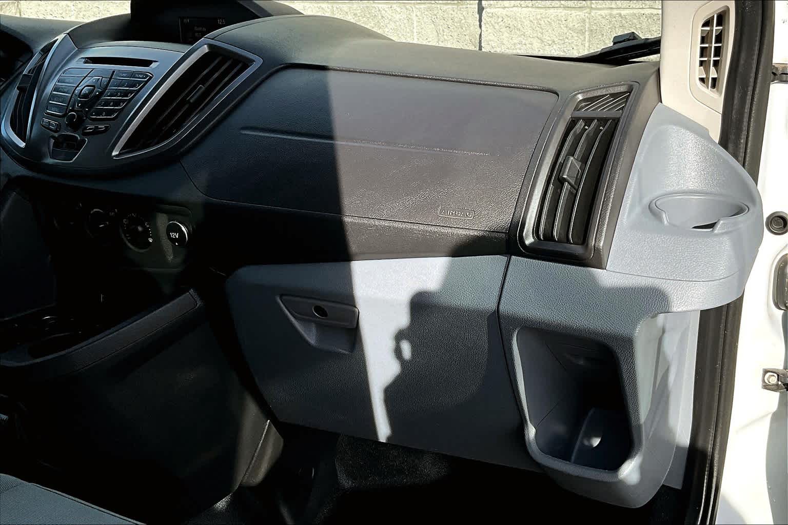 Thumbnail: 2018 Ford Transit Series - 23