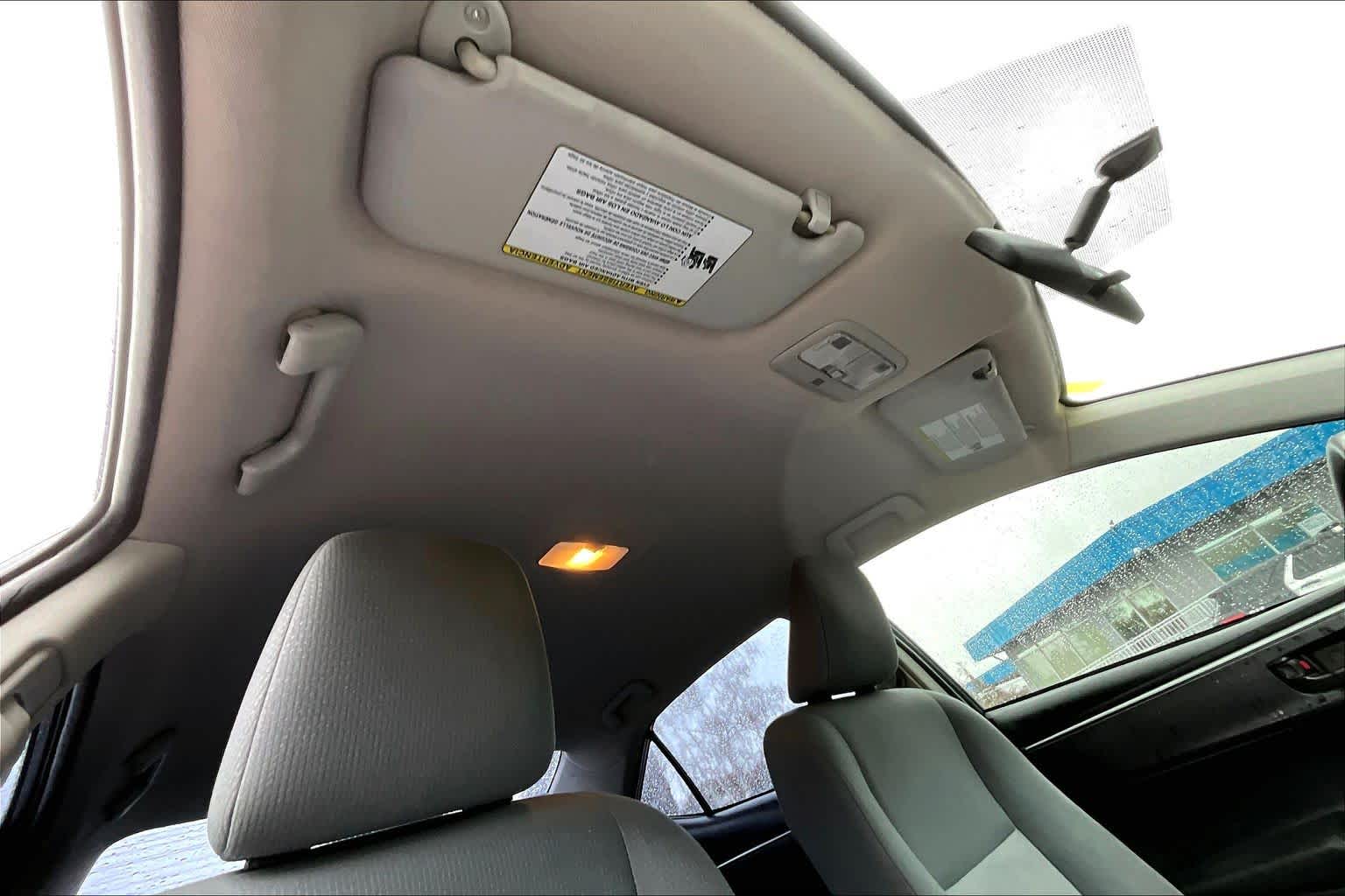 Thumbnail: 2014 Toyota Corolla - 30