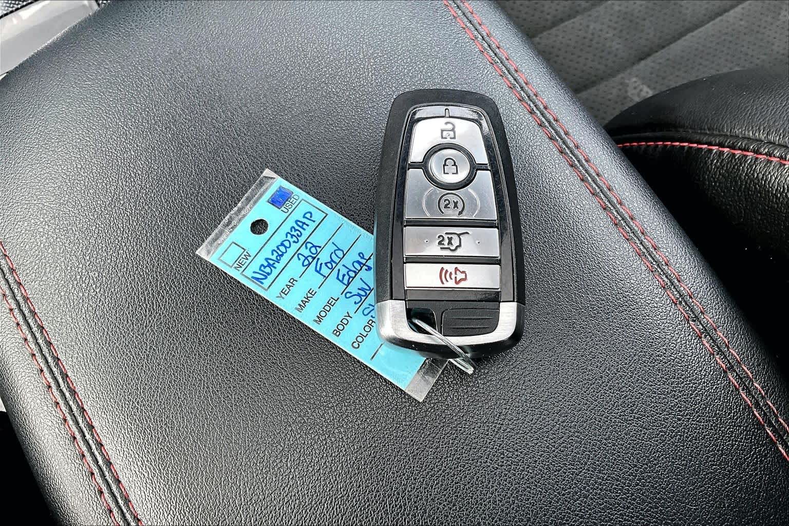 Thumbnail: 2022 Ford Edge - 19