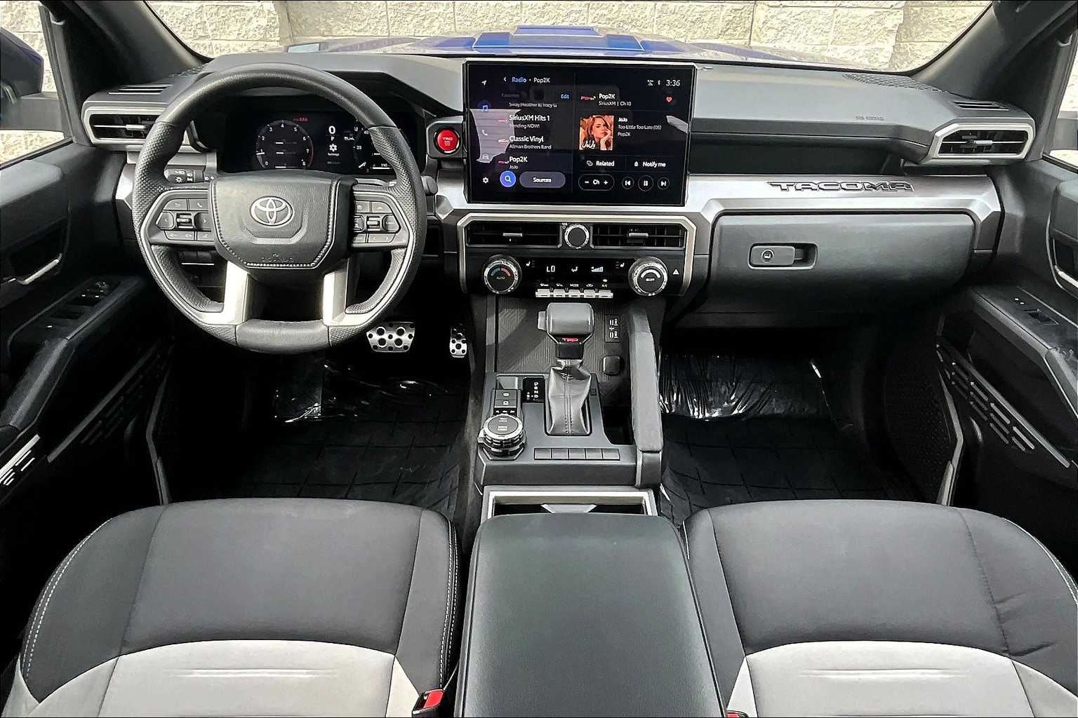 Thumbnail: 2024 Toyota Tacoma - 10