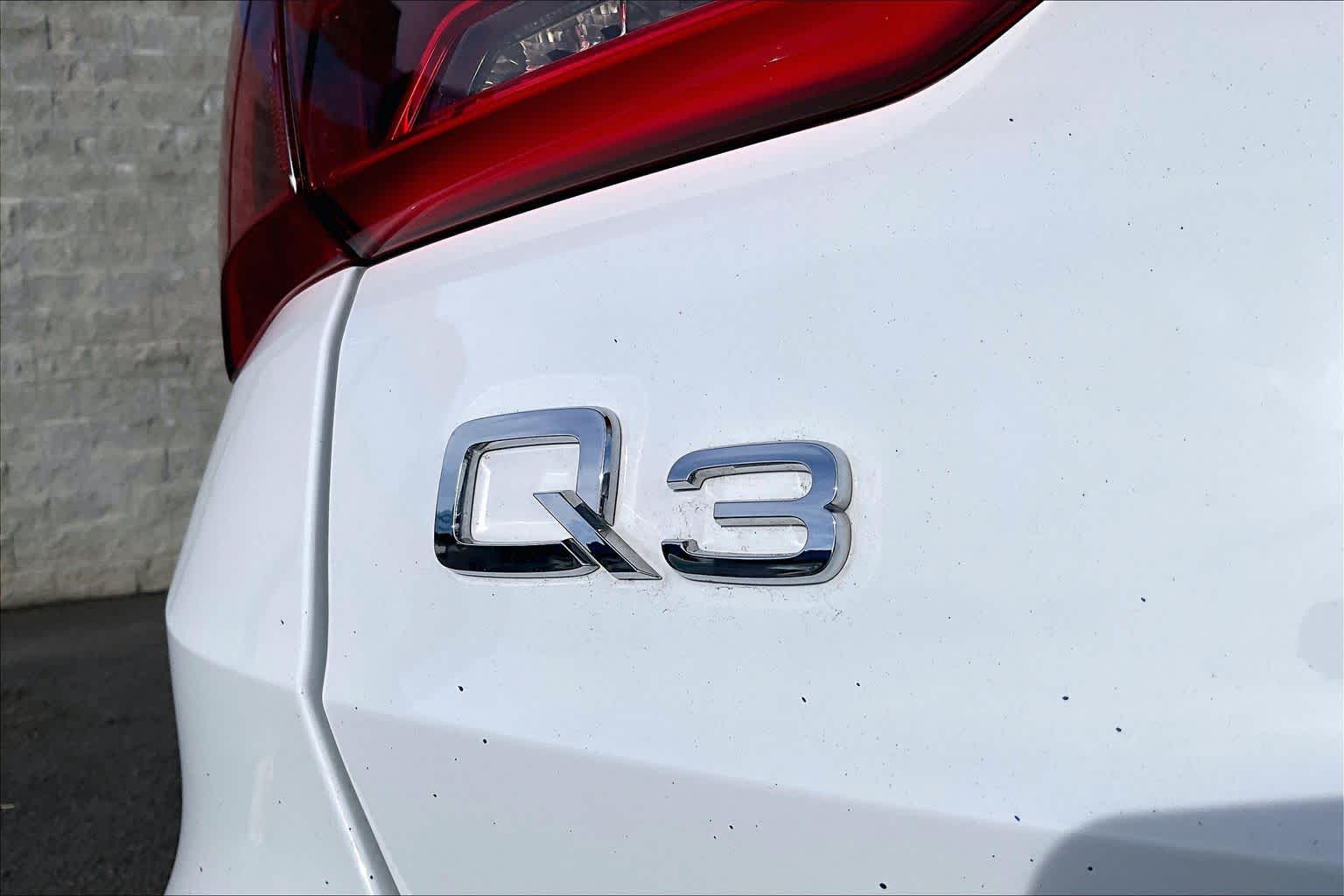 Thumbnail: 2022 Audi Q3 - 7
