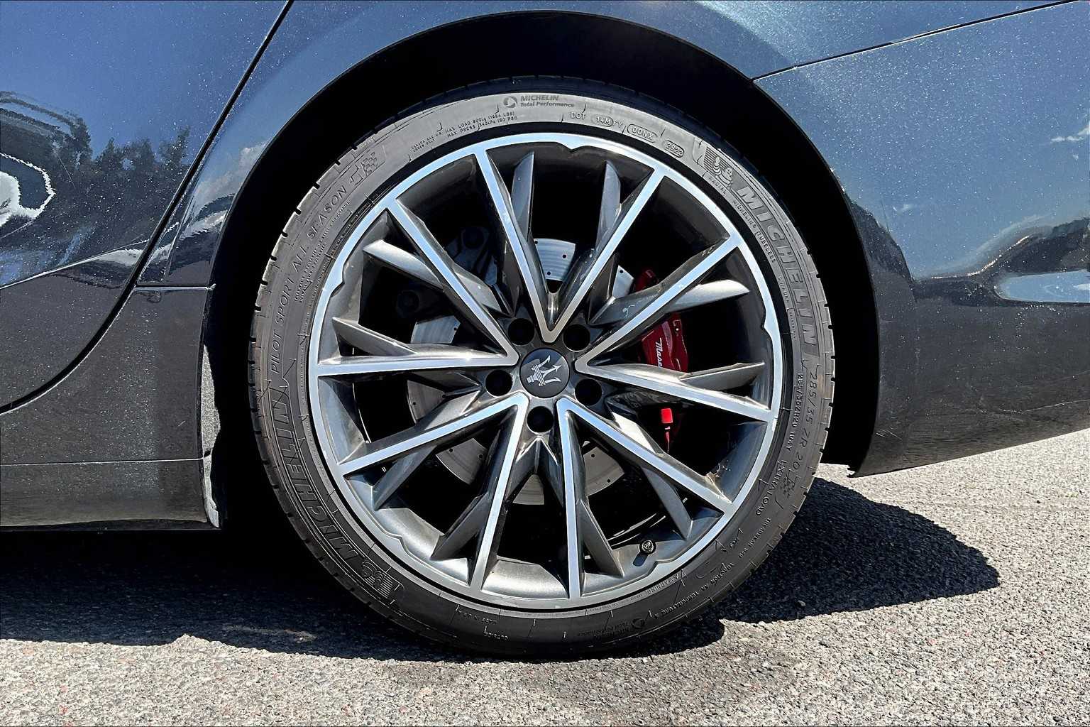 Thumbnail: 2019 Maserati Ghibli - 35