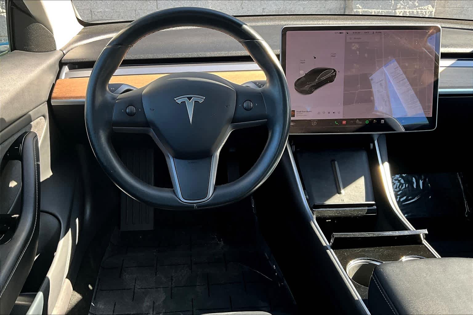 Thumbnail: 2018 Tesla Model 3 - 13