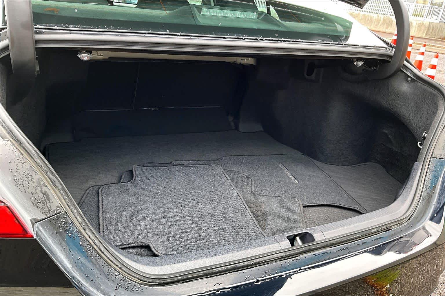 Thumbnail: 2024 Toyota Camry - 18