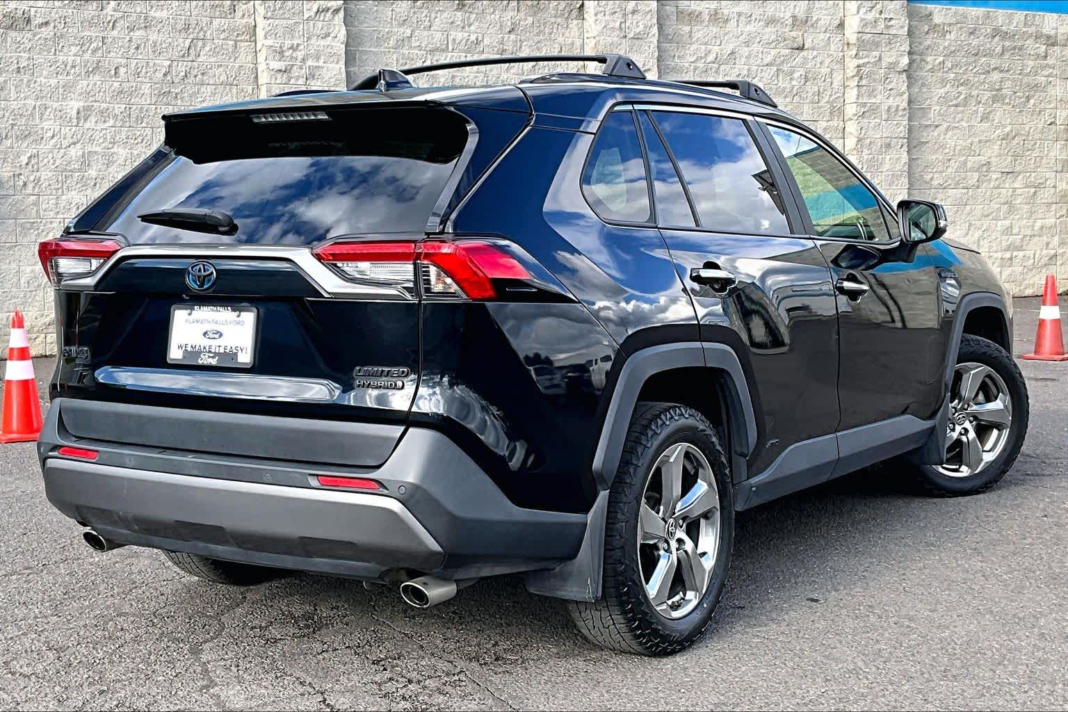 Thumbnail: 2019 Toyota RAV4 - 22