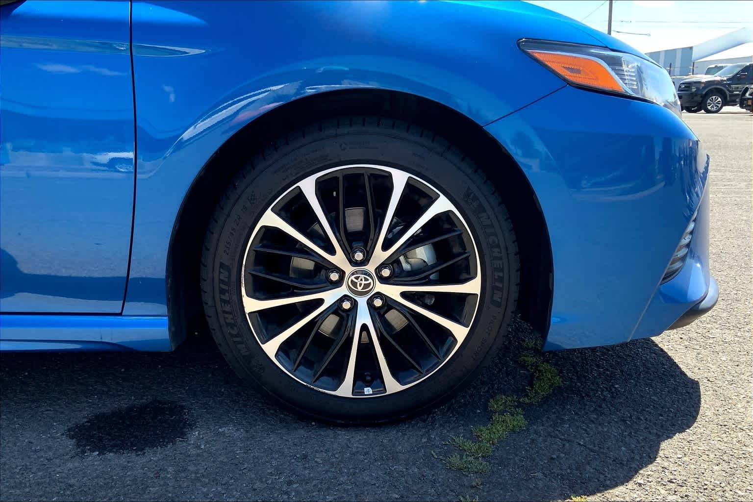 Thumbnail: 2020 Toyota Camry - 8