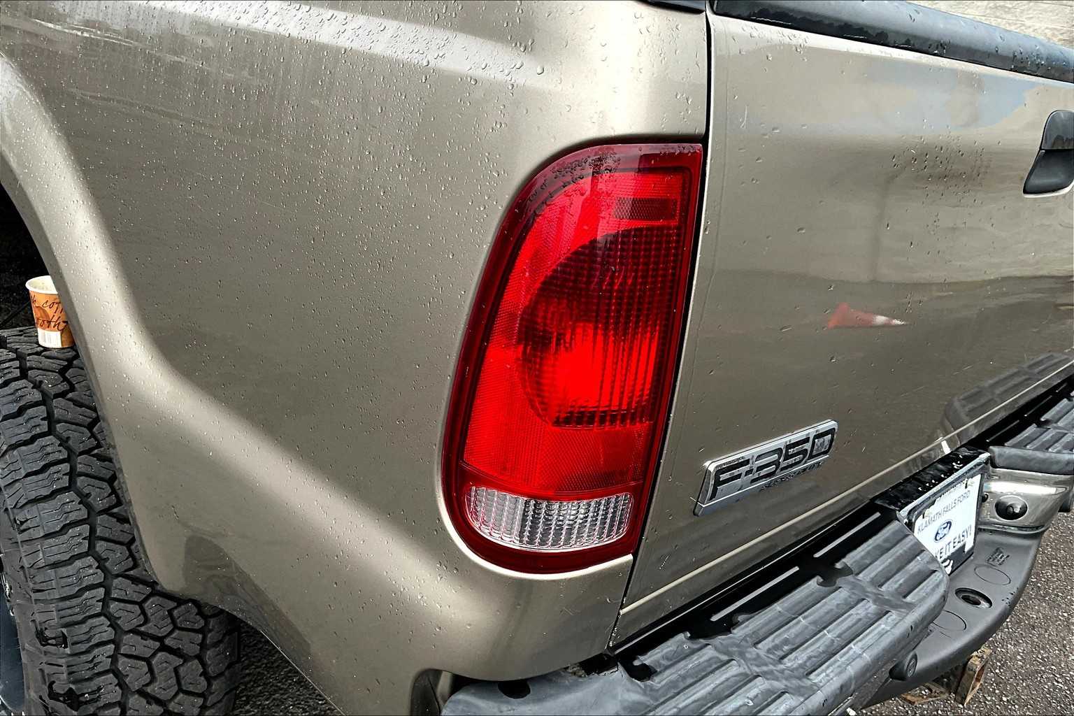 Thumbnail: 2006 Ford F-350 - 32