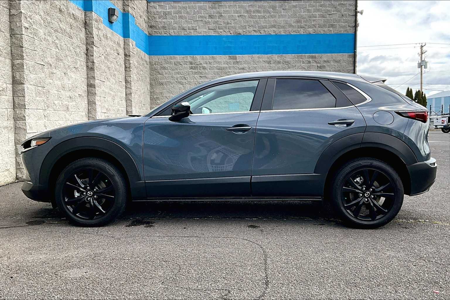 2024 Mazda CX-30 Carbon 3
