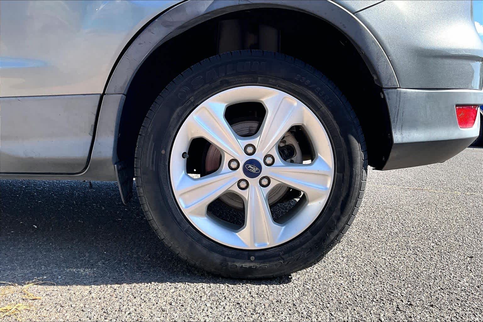 Thumbnail: 2014 Ford Escape - 35